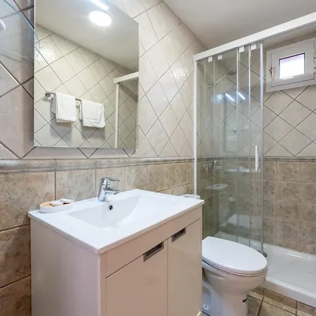 Lägenhet Cosy 2 Bed Set In A Quiet Street Of Boliches - Pass The Keys