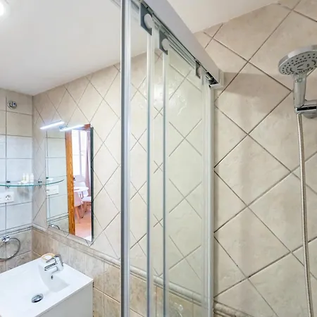 Lägenhet Cosy 2 Bed Set In A Quiet Street Of Boliches - Pass The Keys *